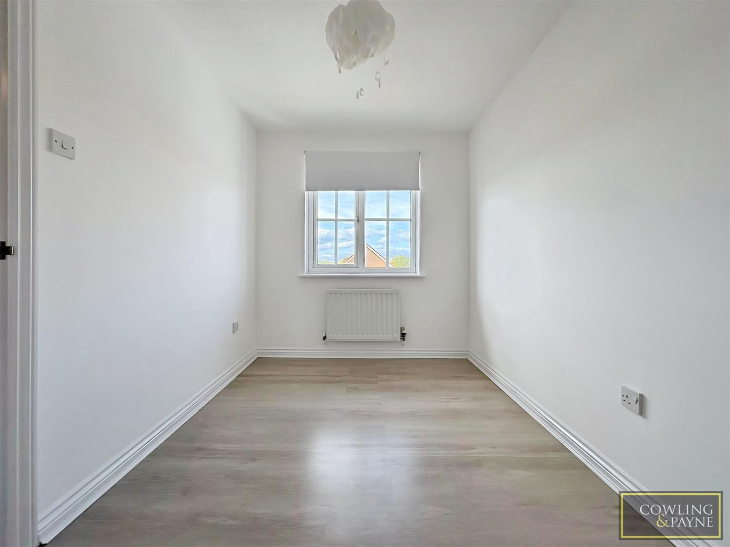 Davidson Gardens, Wickford